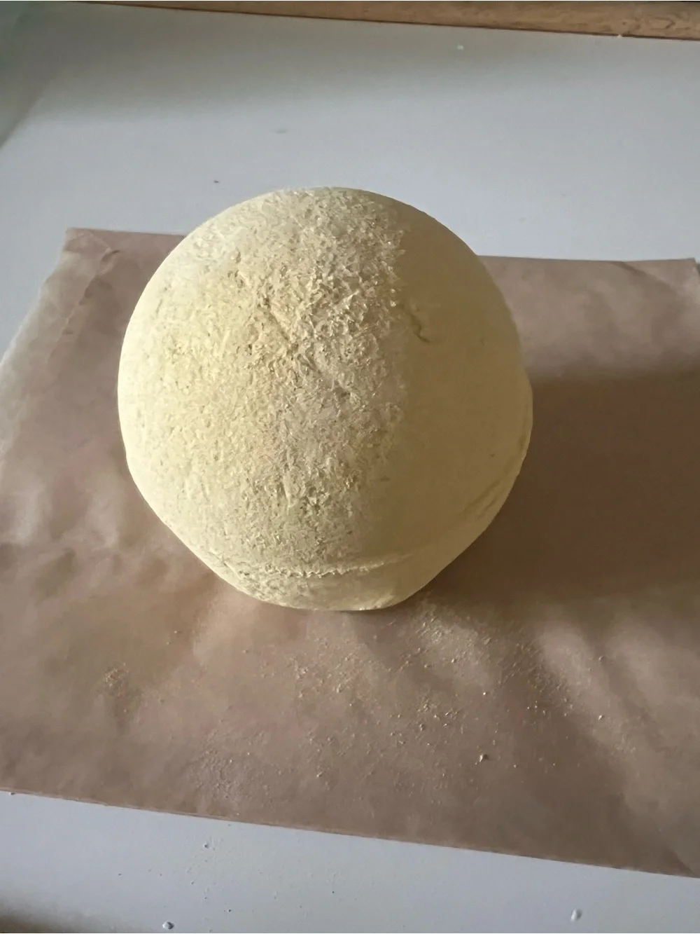 LUSH GOLDEN SLUMBERS BATH BOMB NEW KITCHEN EXCLUSIVE JANUARY